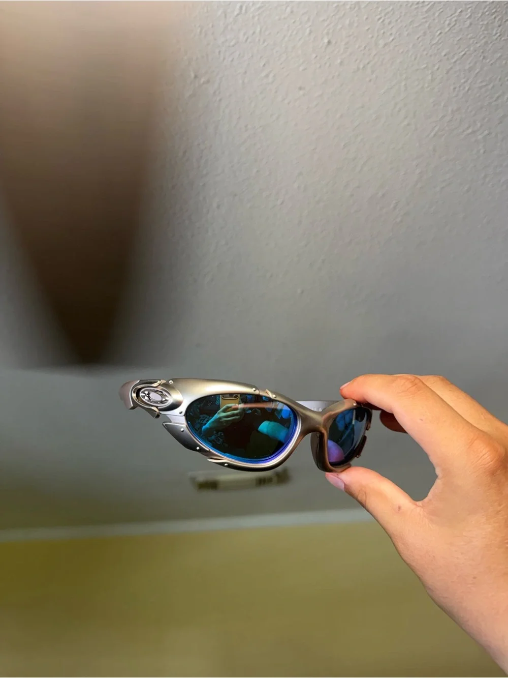 Silver Swim Goggles with Blue Mirrored Lenses Oakley